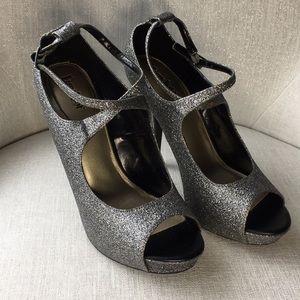 Limelight Glitter Bling Silver 4.5" Heels | Size 8